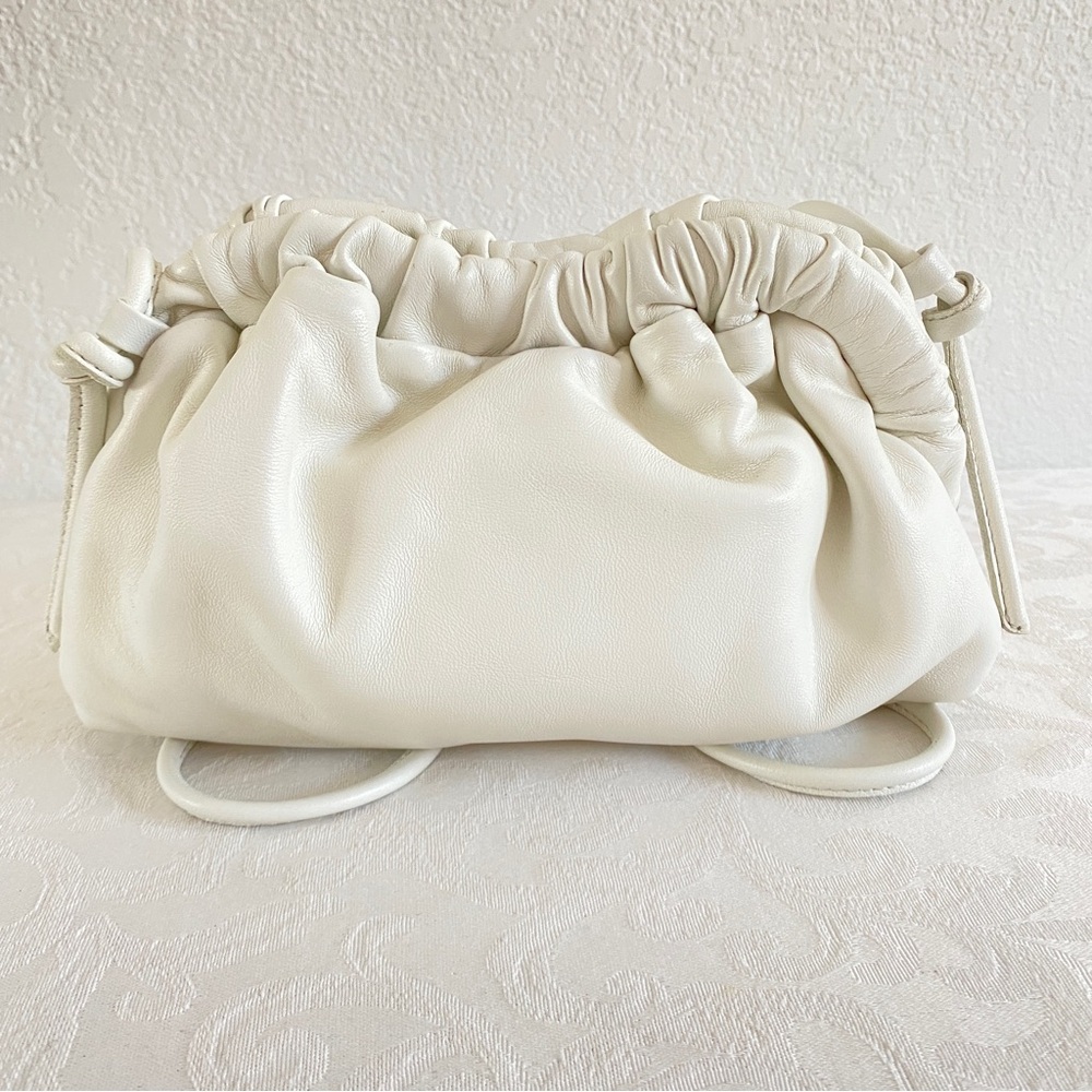Mansur Gavriel white mini Cloud leather clutch bag - Picture 6 of 16